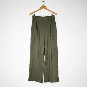 Hollister Green High-Rise Wide Leg Pleated Cargo Trousers Size Medium